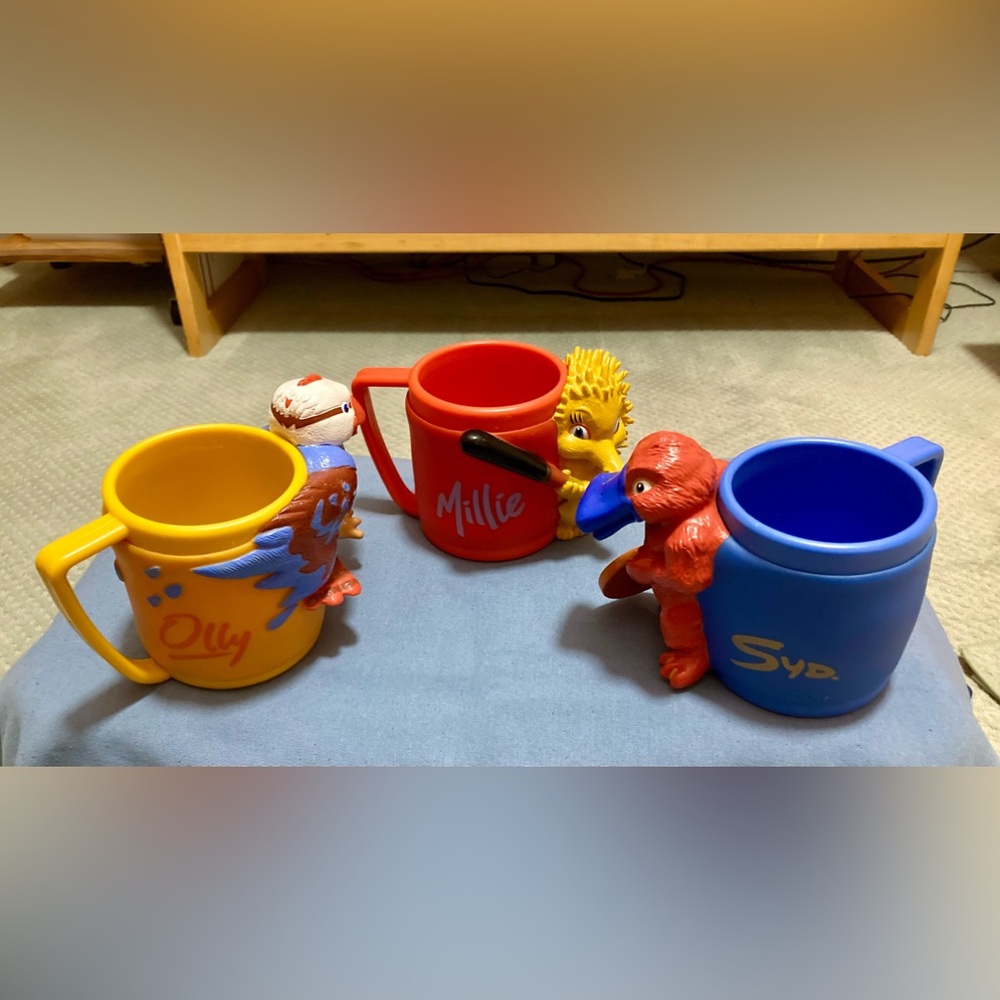 Sydney 2000 “Official” Olympic Mascot Mug Set of 3.  Preowned. Good Condition